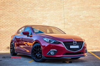 MAZDA-3-RELOAD-SATIN-BLACK